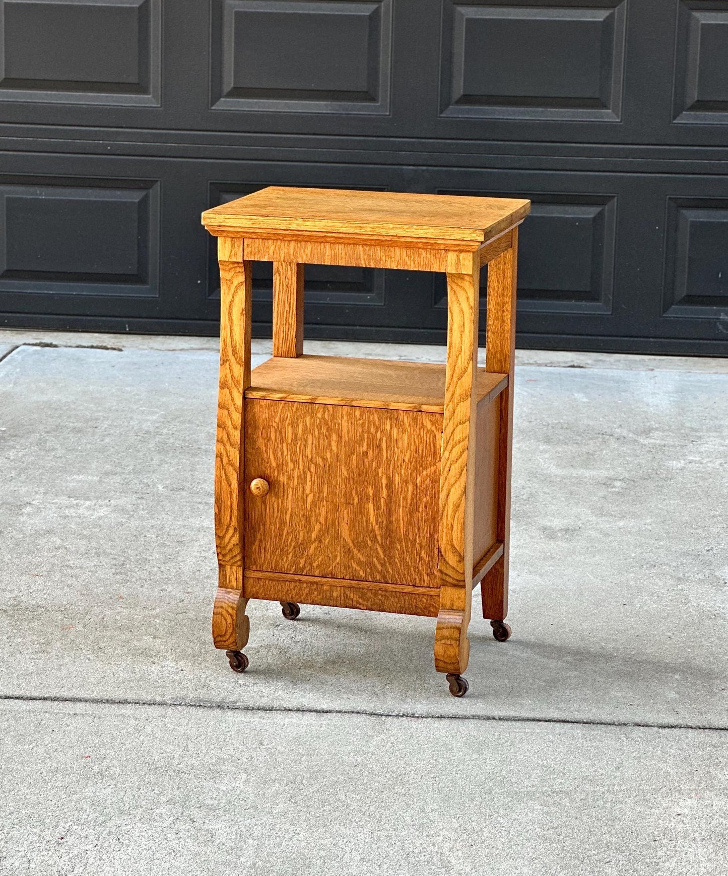 Antique Early 20th C Quarter Sawn Oak Wood Open Shelf Accent Cabinet on Casters 18" Wide