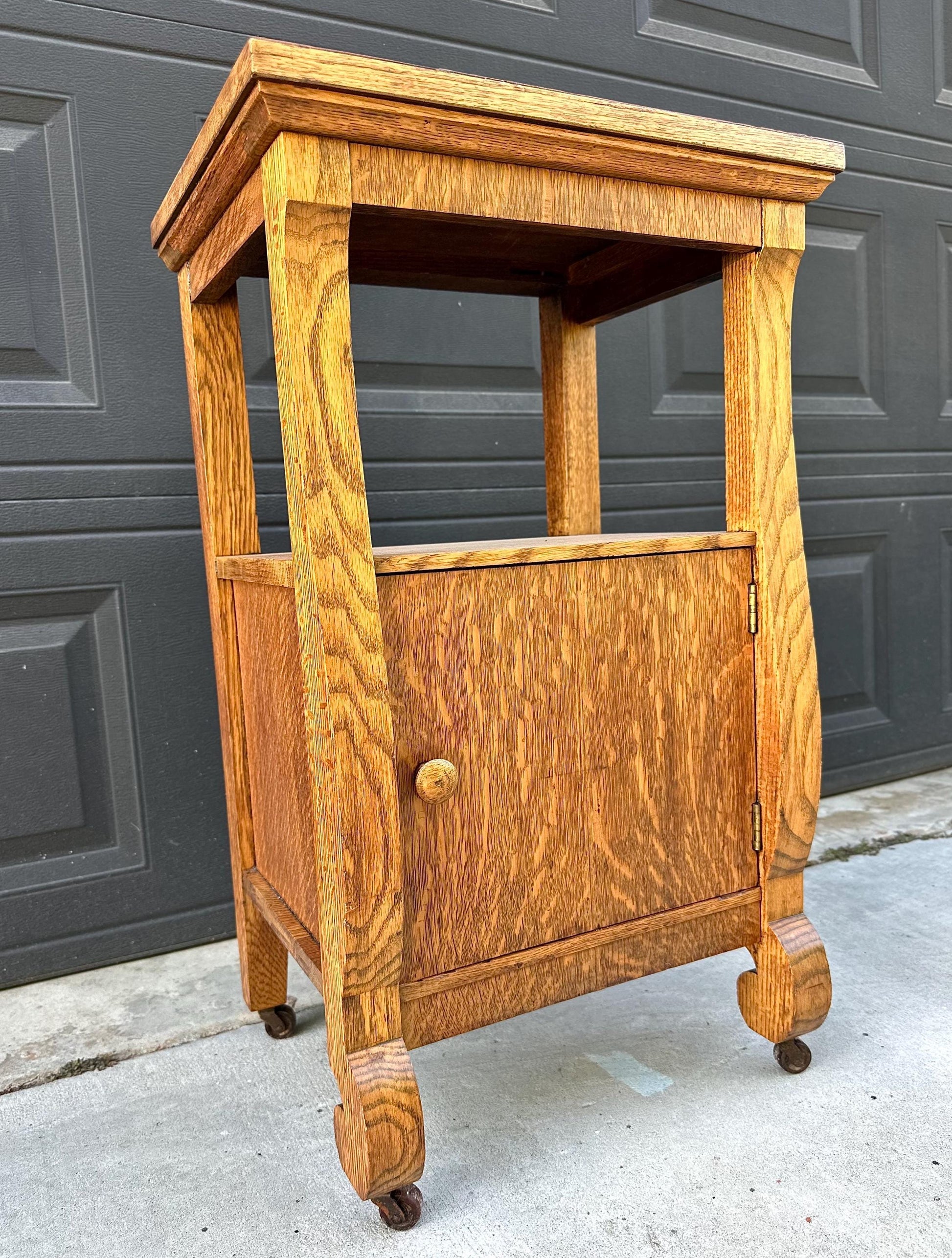 Antique Early 20th C Quarter Sawn Oak Wood Open Shelf Accent Cabinet on Casters 18" Wide