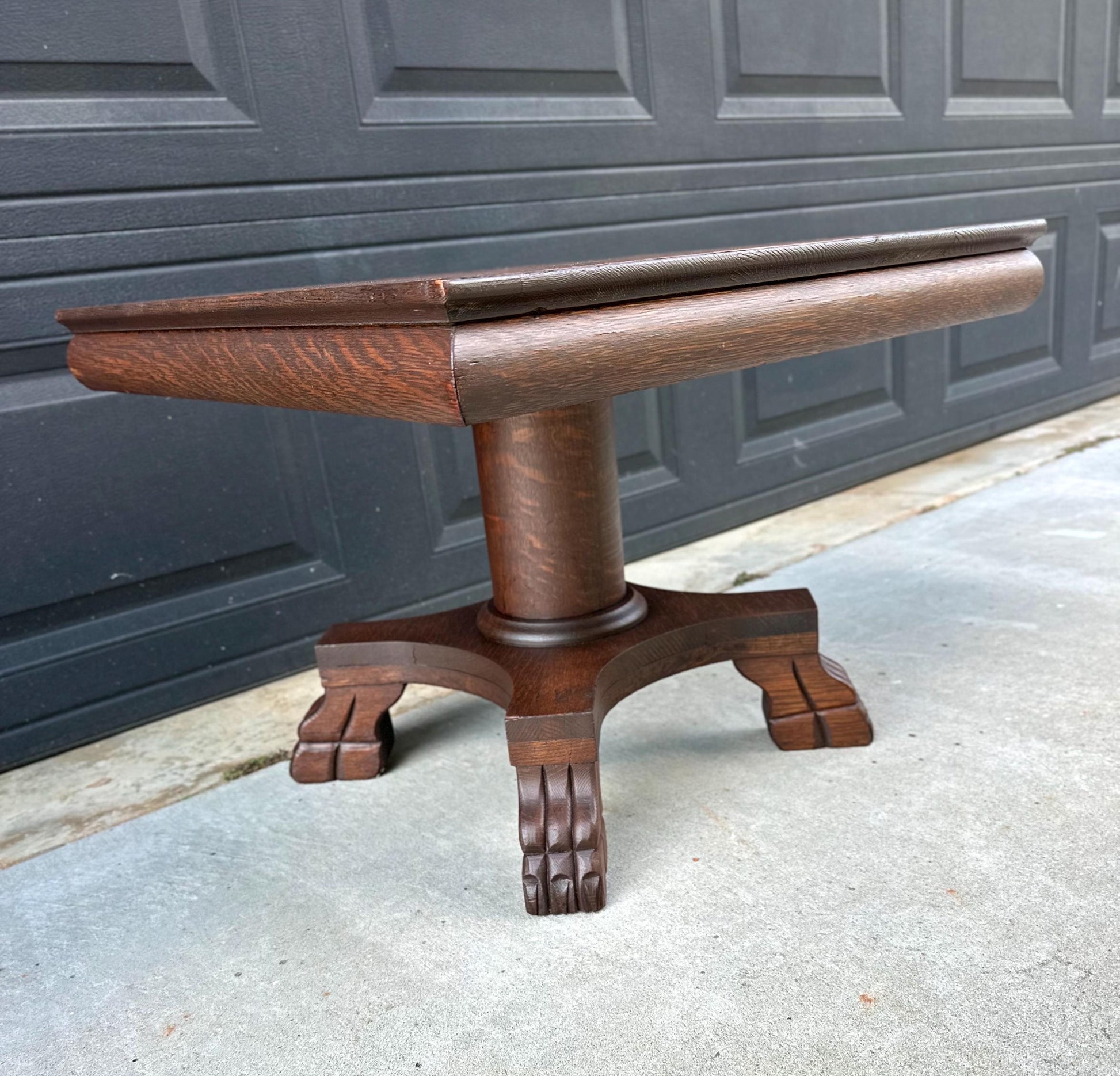 Antique Early 20th Century Quarter Sawn Oak Carved Wood Cocktail Accent Table