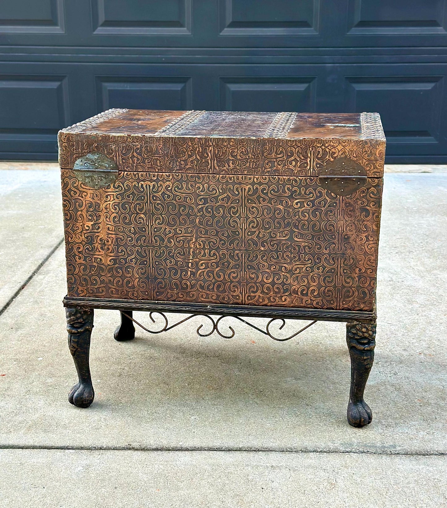 Vintage Mid 20th Century Velvet Lined Brass Studded Asian Trunk Storage Accent Table 26" Wide