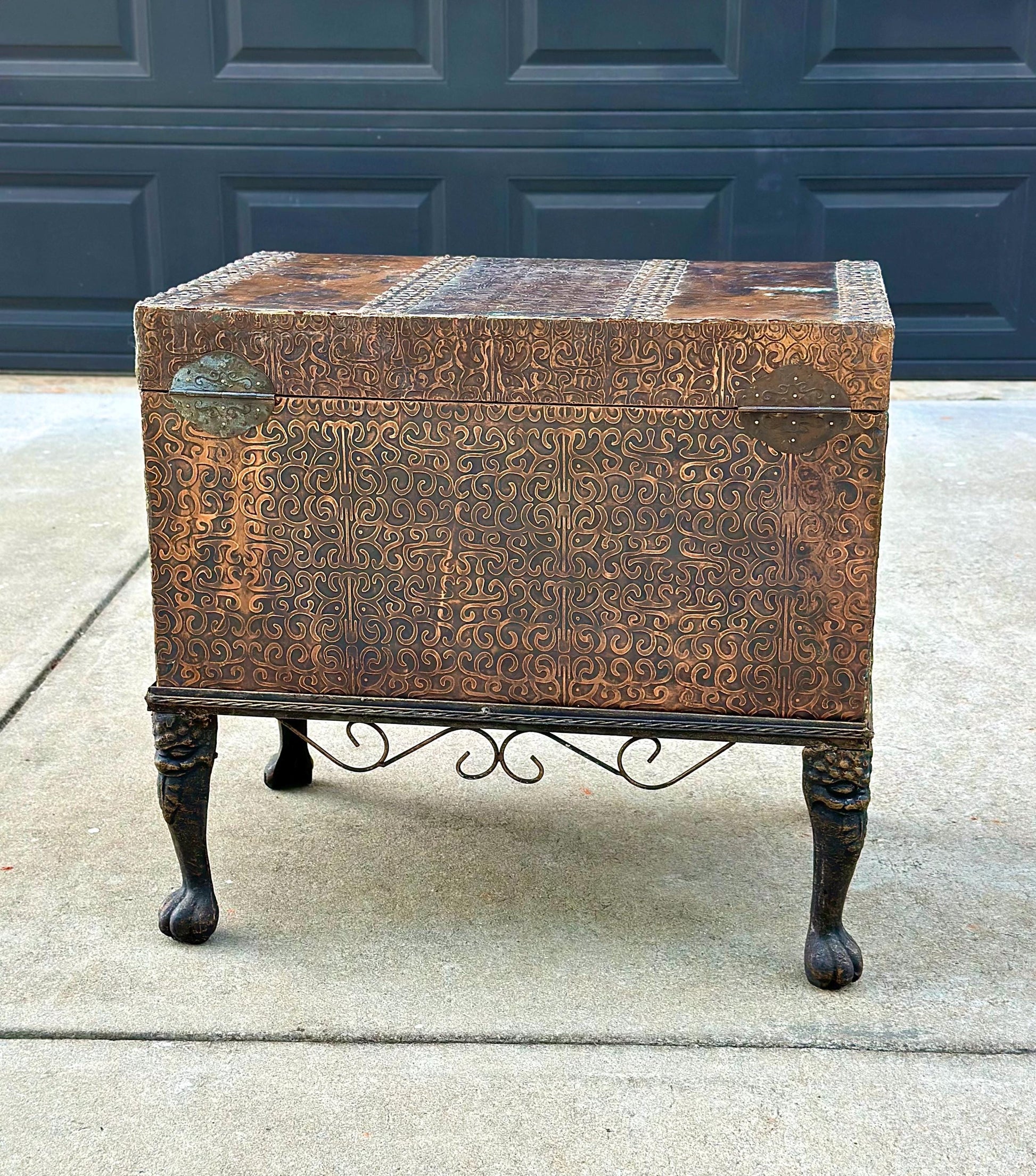 Vintage Mid 20th Century Velvet Lined Brass Studded Asian Trunk Storage Accent Table 26" Wide