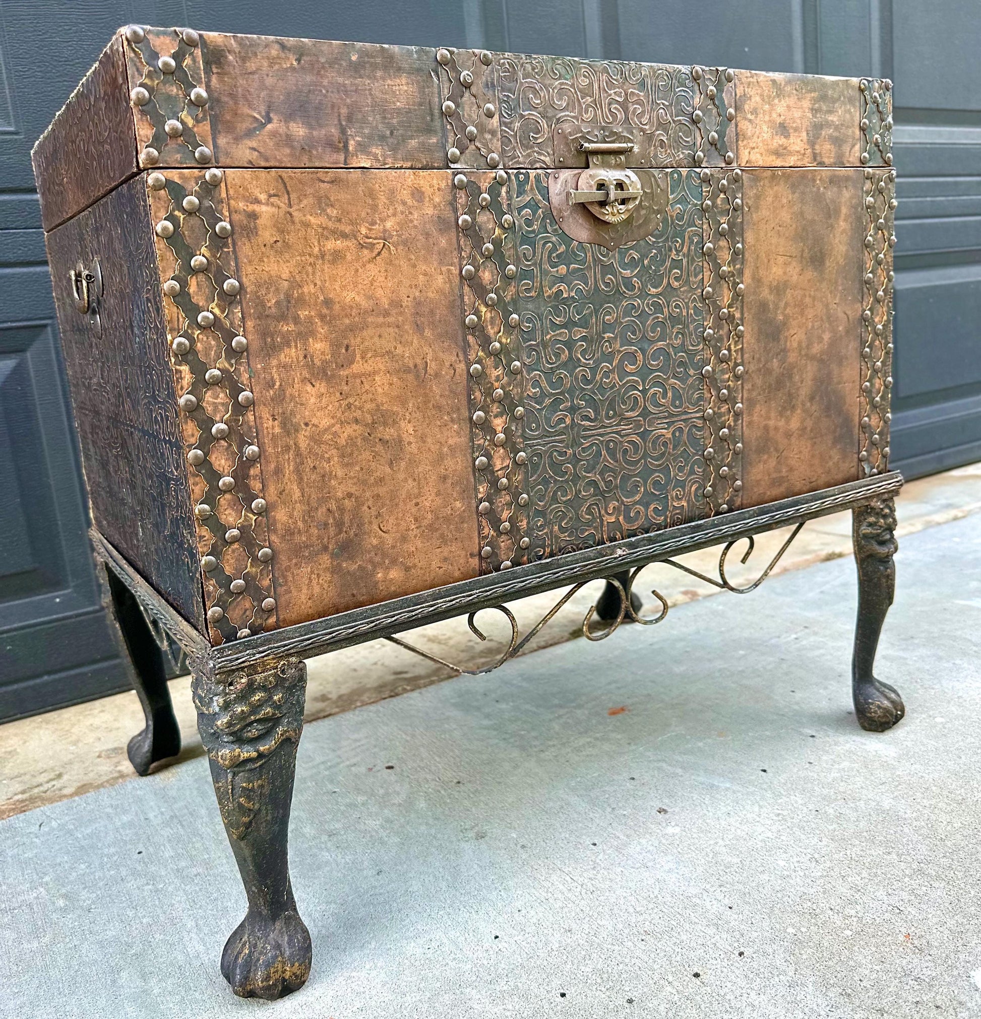 Vintage Mid 20th Century Velvet Lined Brass Studded Asian Trunk Storage Accent Table 26" Wide