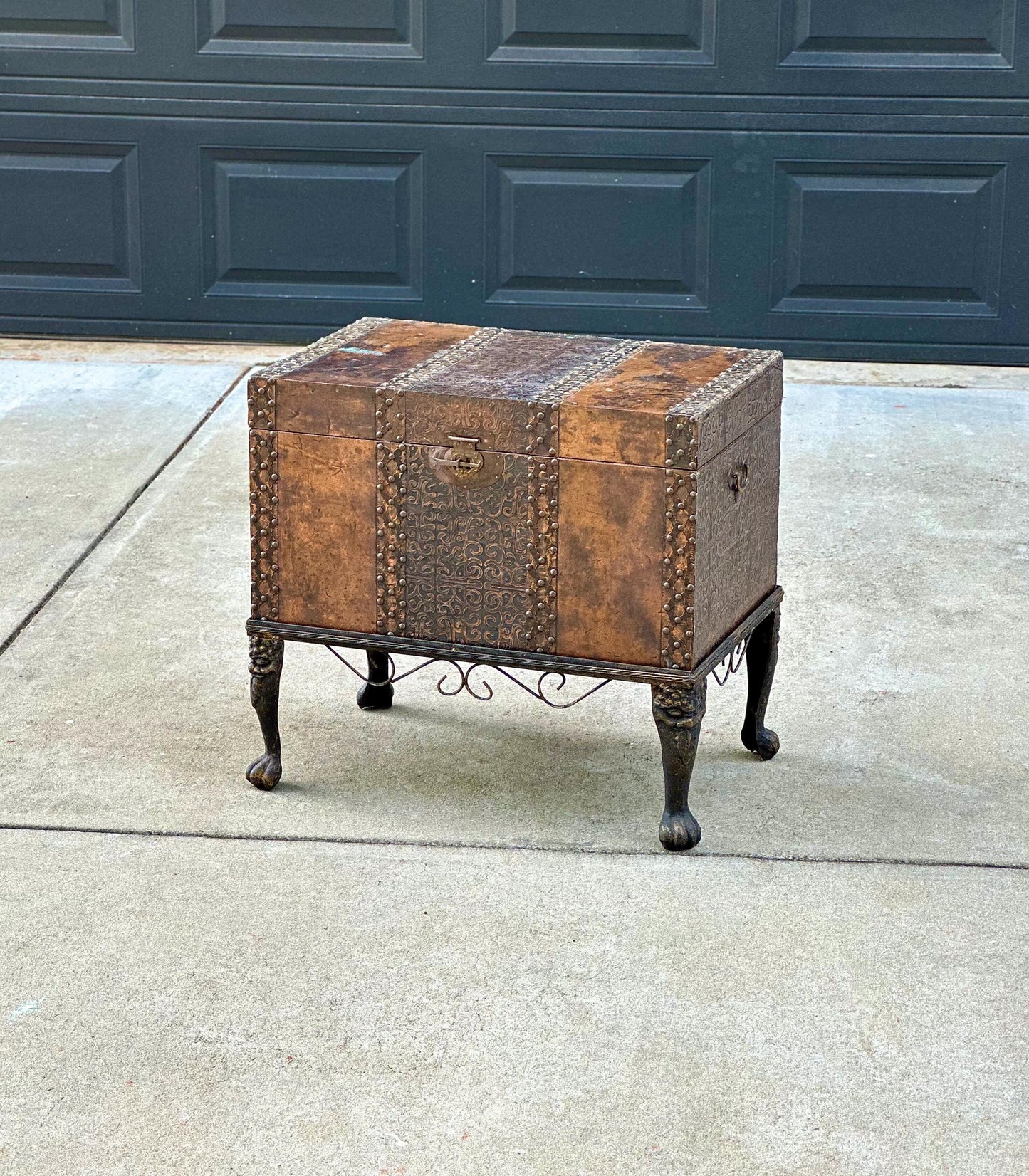 Vintage Mid 20th Century Velvet Lined Brass Studded Asian Trunk Storage Accent Table 26" Wide
