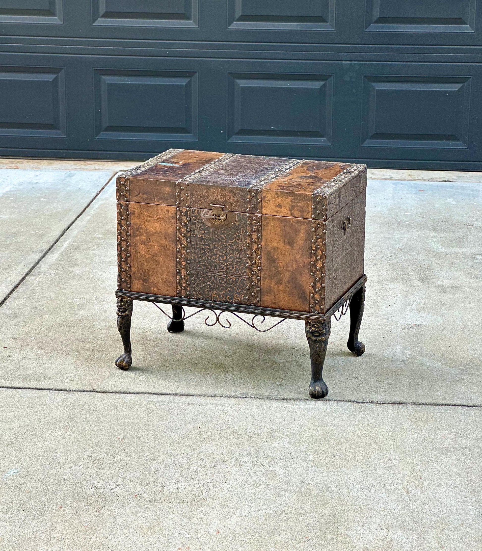 Vintage Mid 20th Century Velvet Lined Brass Studded Asian Trunk Storage Accent Table 26" Wide