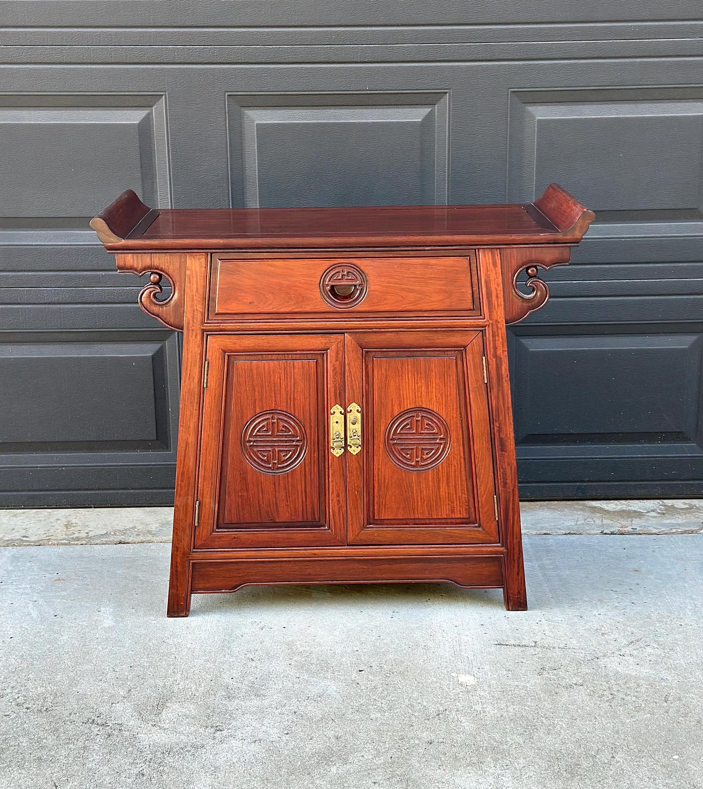 Vintage Mid 20th Century Traditional Chinese Ming Solid Rosewood Narrow Console Cabinet 36" Wide
