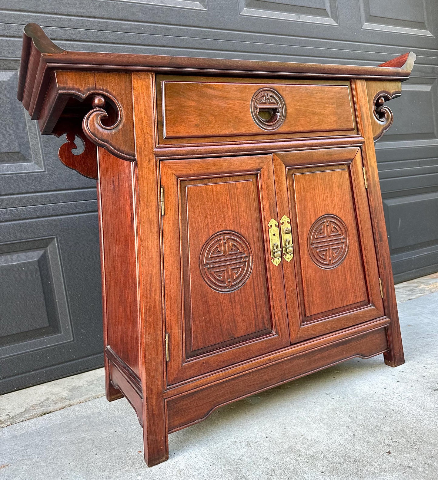 Vintage Mid 20th Century Traditional Chinese Ming Solid Rosewood Narrow Console Cabinet 36" Wide