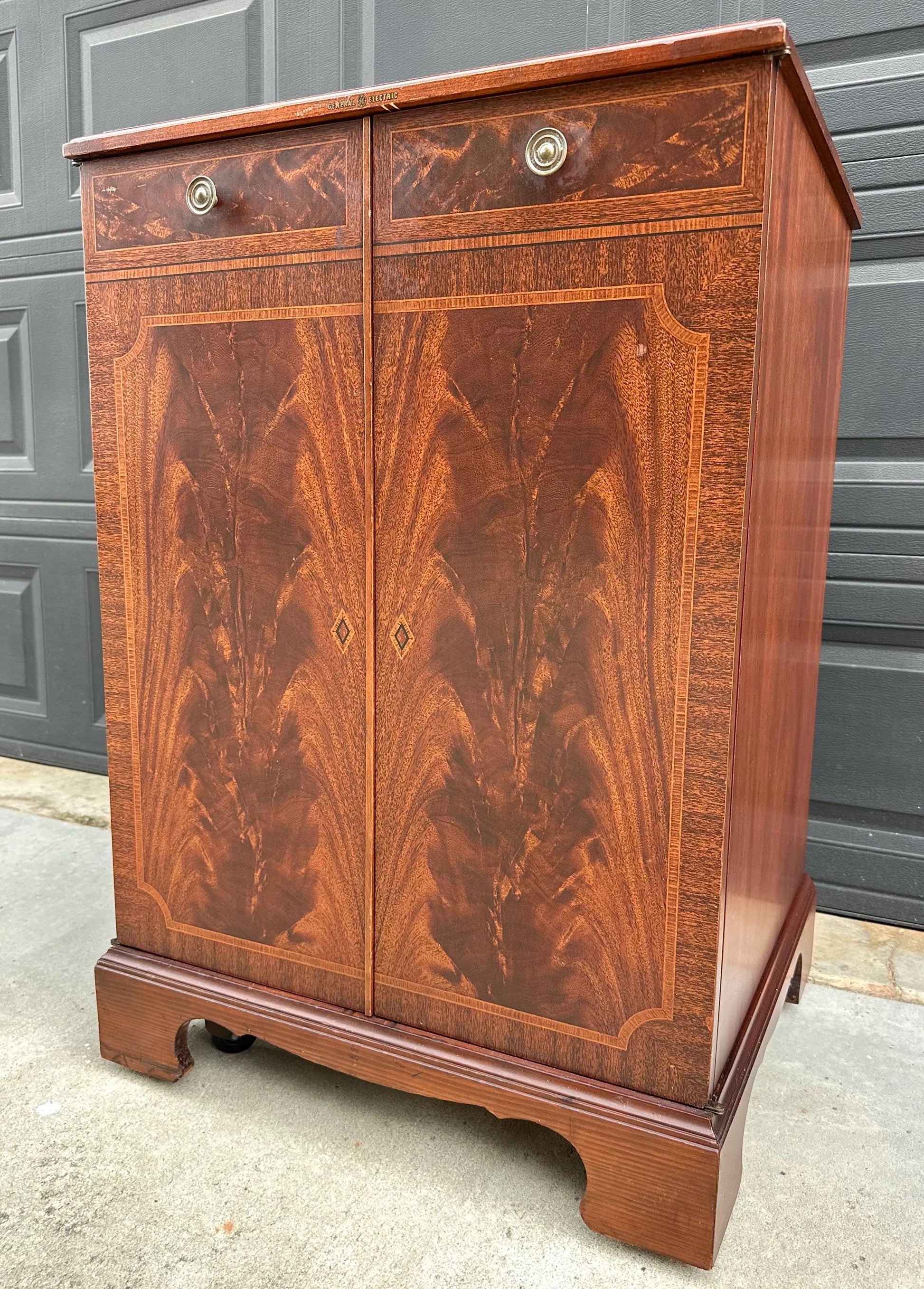 Antique Early 20th Century Crotch Mahogany General Electric Radio Traditional Cabinet on Casters 22" Wide