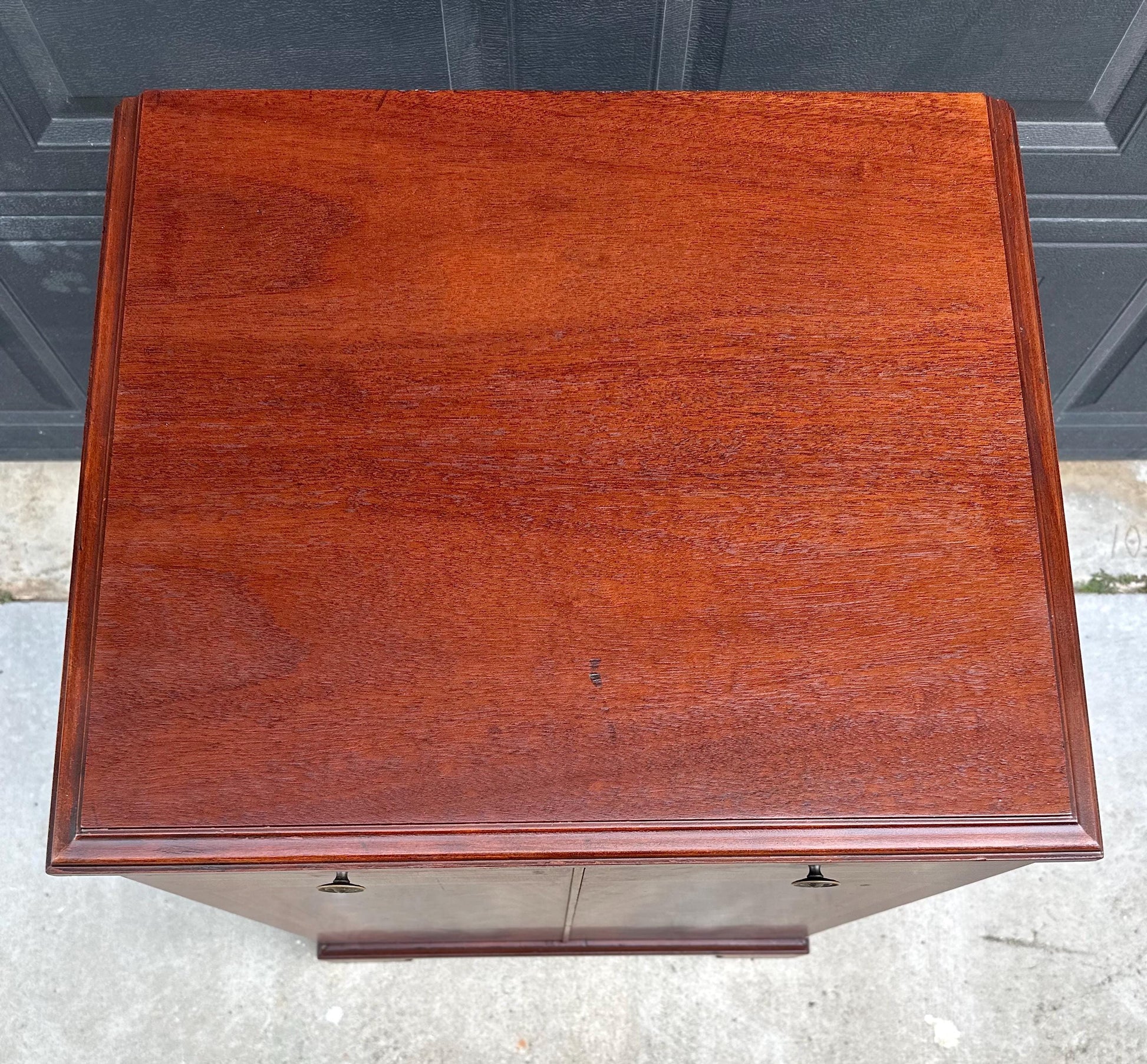 Antique Early 20th Century Crotch Mahogany General Electric Radio Traditional Cabinet on Casters 22" Wide