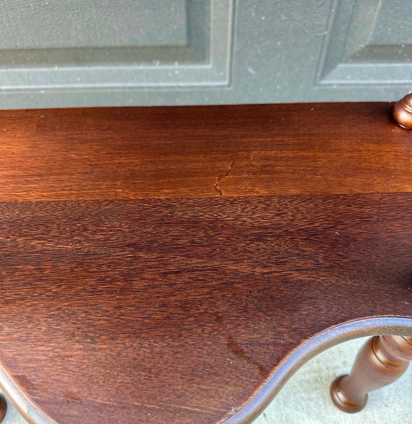 Antique Late 19th Century Five Tier Carved Serpentine Front Victorian Walnut Shelf