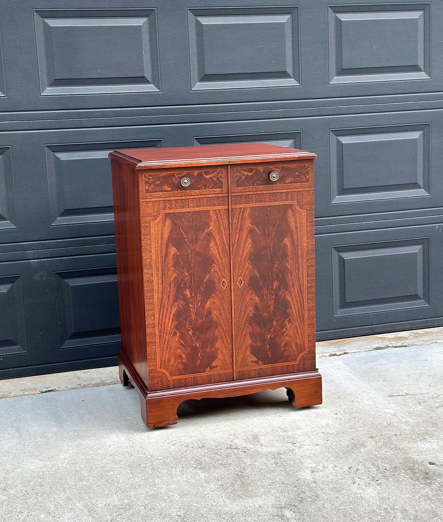 Antique Early 20th Century Crotch Mahogany General Electric Radio Traditional Cabinet on Casters 22" Wide