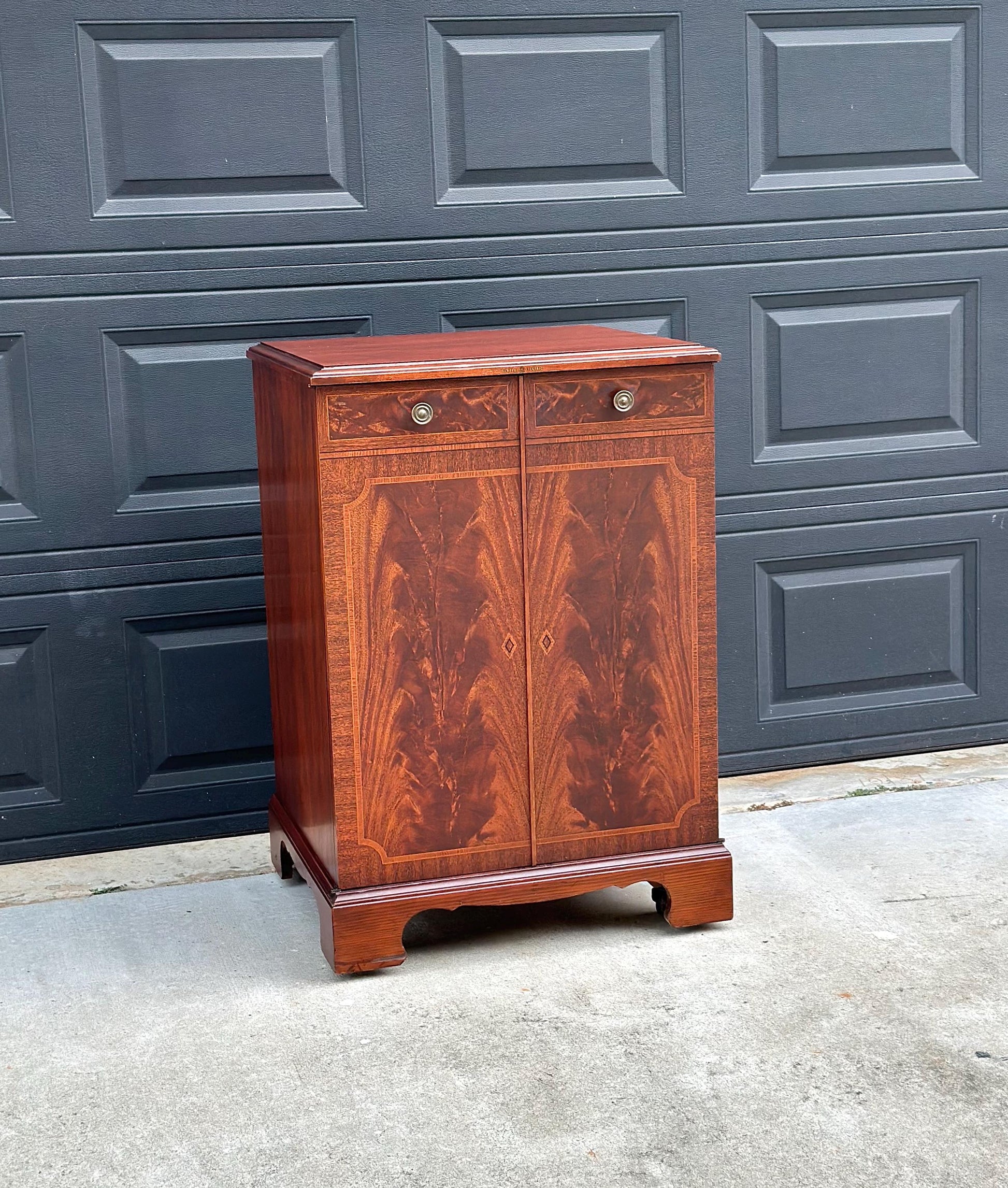 Antique Early 20th Century Crotch Mahogany General Electric Radio Traditional Cabinet on Casters 22" Wide