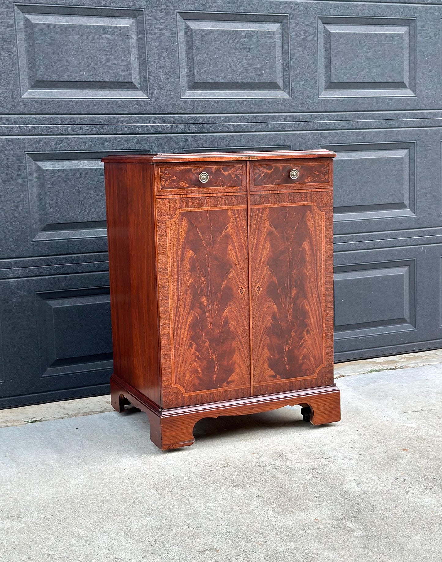 Antique Early 20th Century Crotch Mahogany General Electric Radio Traditional Cabinet on Casters 22" Wide