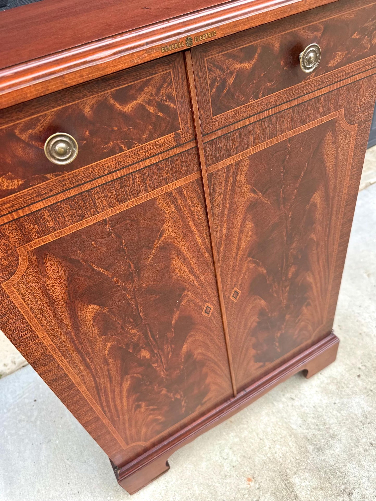 Antique Early 20th Century Crotch Mahogany General Electric Radio Traditional Cabinet on Casters 22" Wide