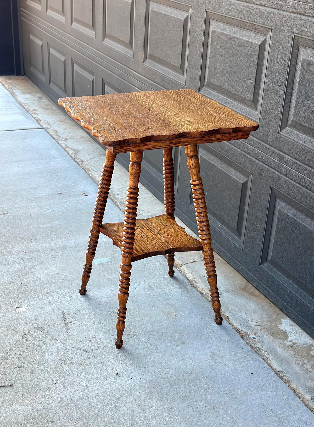 Antique Late 19th C Scalloped Oak Turned Spool Leg Two Tier Table 20" Wide