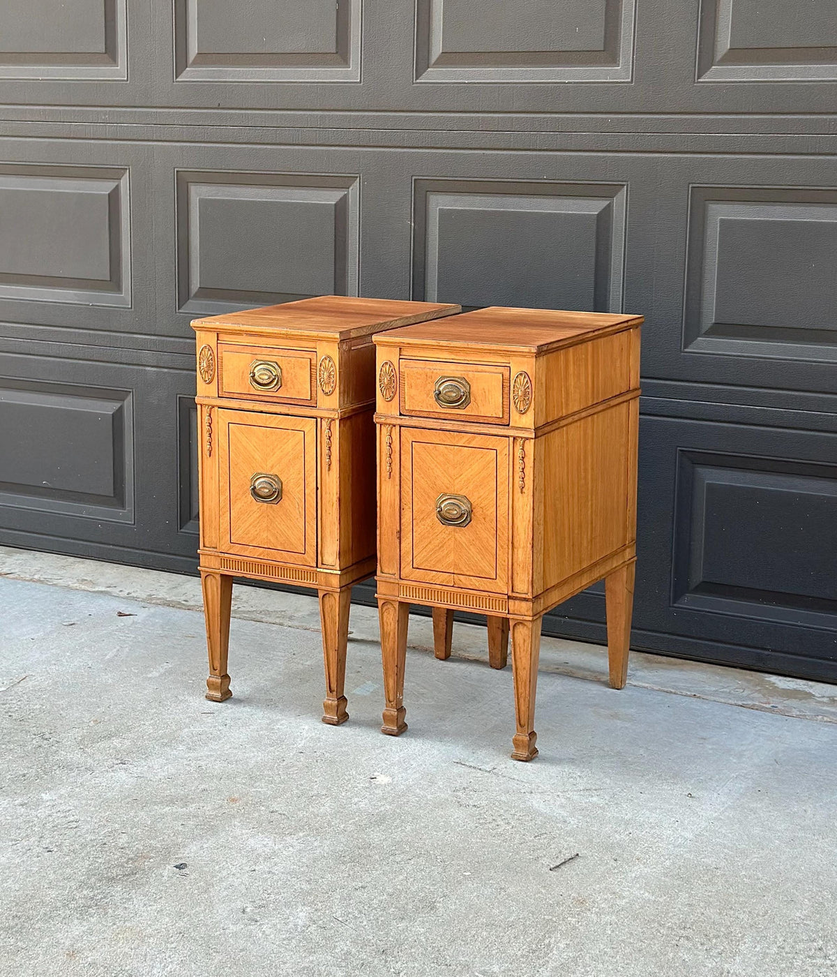 Antique Early 20th C Burl Maple & Mahogany Neoclassical Nightstands 12.5" Wide - a Pair