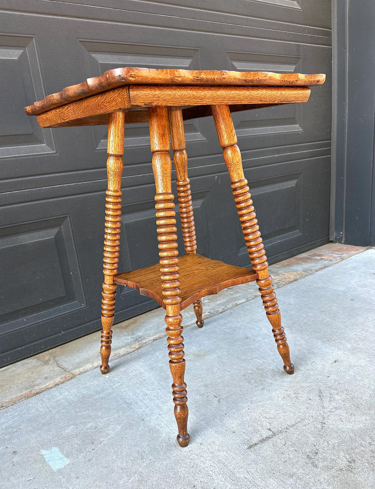 Antique Late 19th C Scalloped Oak Turned Spool Leg Two Tier Table 20" Wide