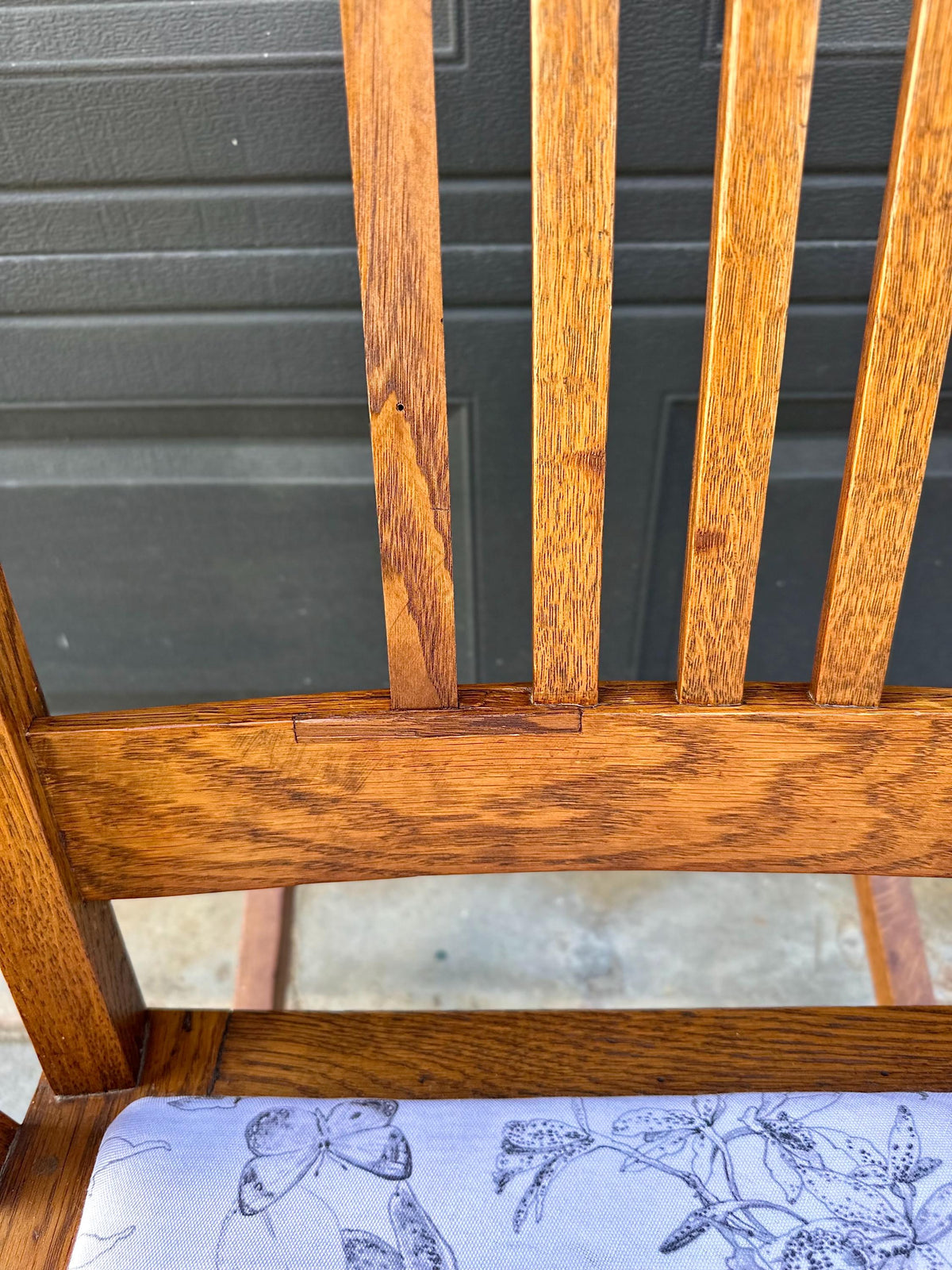 Antique Early 20th C Oak Slat Back Arts & Crafts Upholstered Rocking Chair 24.5" Wide