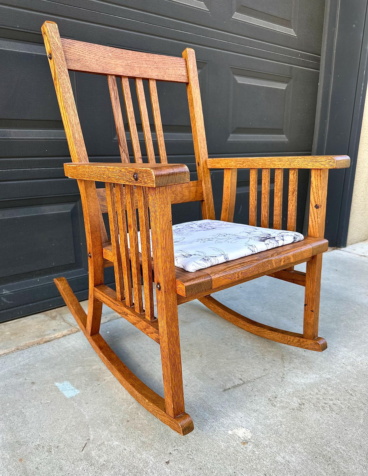 Antique Early 20th C Oak Slat Back Arts & Crafts Upholstered Rocking Chair 24.5" Wide