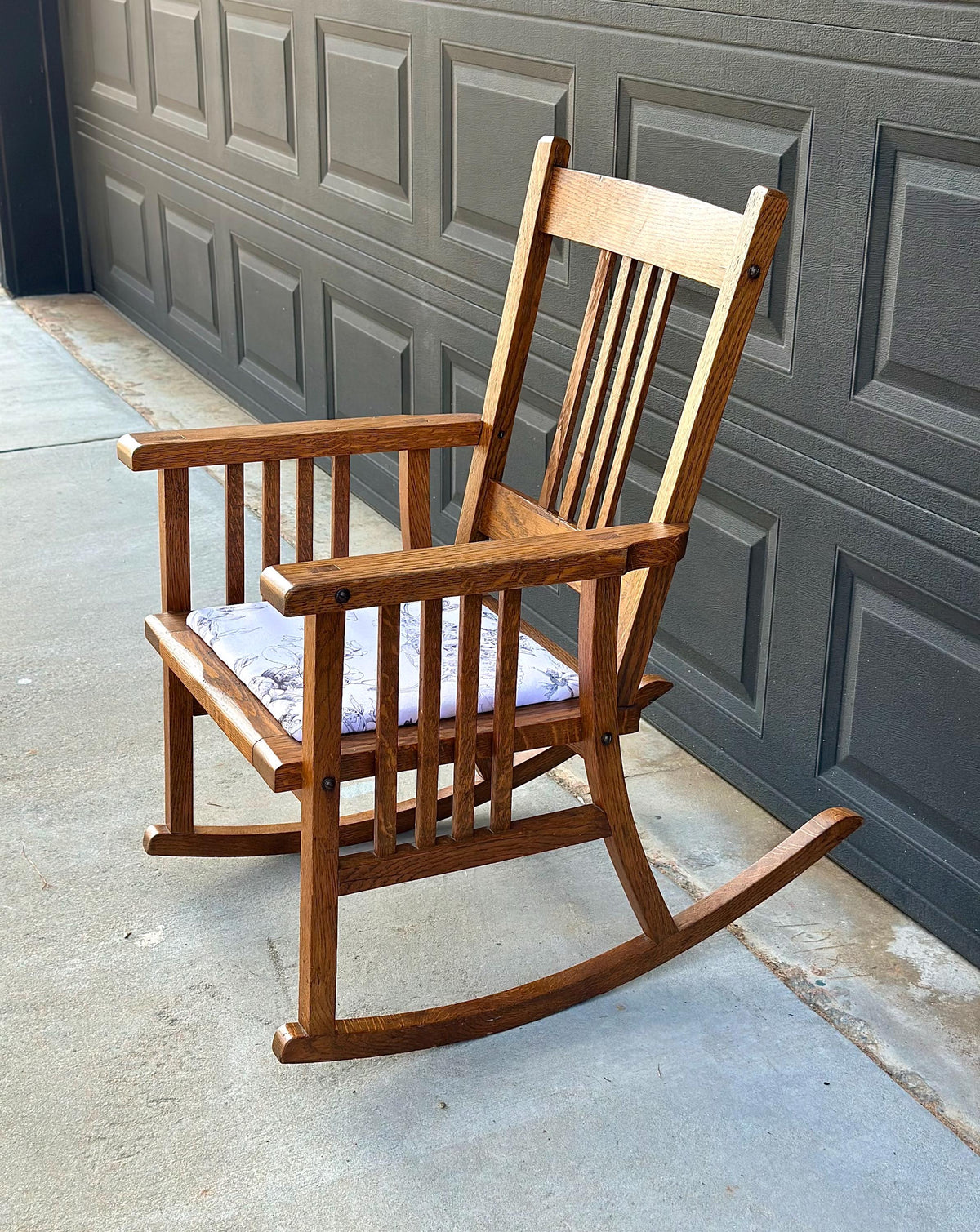 Antique Early 20th C Oak Slat Back Arts & Crafts Upholstered Rocking Chair 24.5" Wide