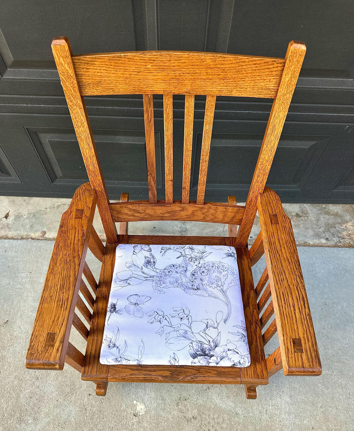 Antique Early 20th C Oak Slat Back Arts & Crafts Upholstered Rocking Chair 24.5" Wide