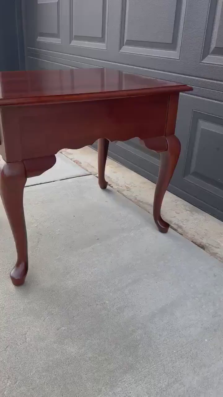 Vintage Solid Cherry Broyhill Queen Anne End Table