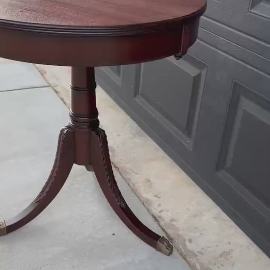 Vintage Mid 1900's Traditional Mahogany Wood Circular Side Table